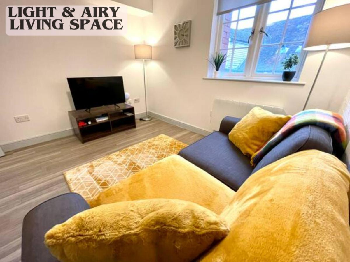 Bright & Cosy One Bedroom Apartment - 2 Beds - Perfect Base In Бишопс-Стортфорд Экстерьер фото